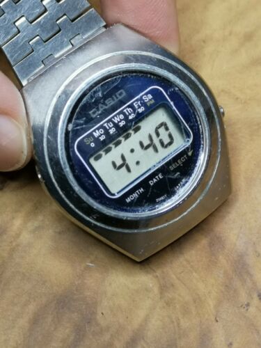 Vintage Casio Casiotron R19 LCD Digital Watch Working