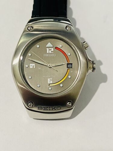 Seiko Arctura Kinetic Ladies 3M22 0D30 Excellent Condtion 33mm