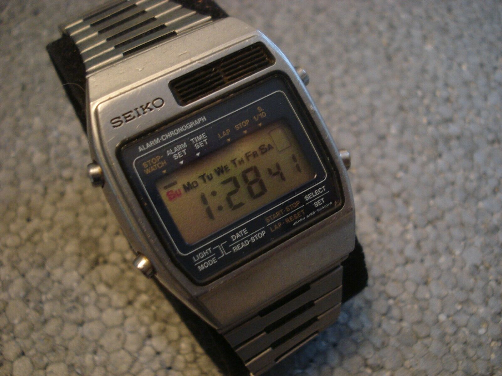 VINTAGE SEIKO A158 - 5060 LCD WATCH BLUE JAPAN RARE! | WatchCharts 