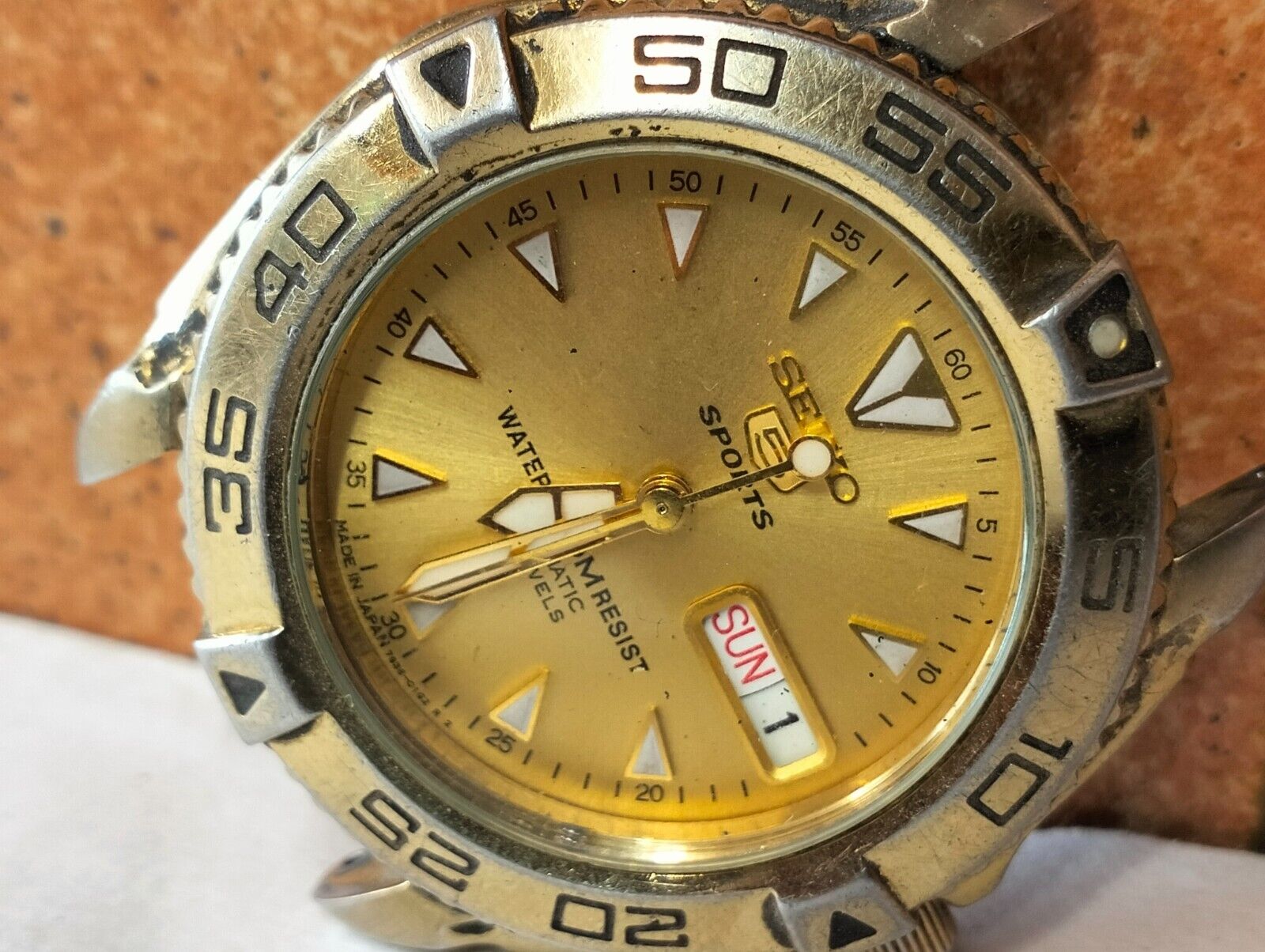 SEIKO 5 SPORTS AUTOMATIC 7S36-00Y0 JAPAN MEN'S NOT WORKING PARTS