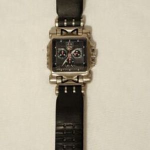 Oakley tank watch best sale