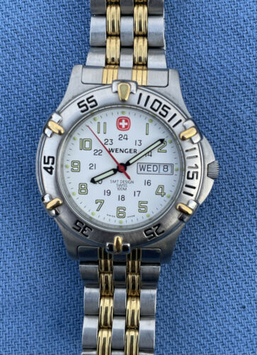 Wenger Mens Watch Swiss Military Field Day DateWatch  display picture 3