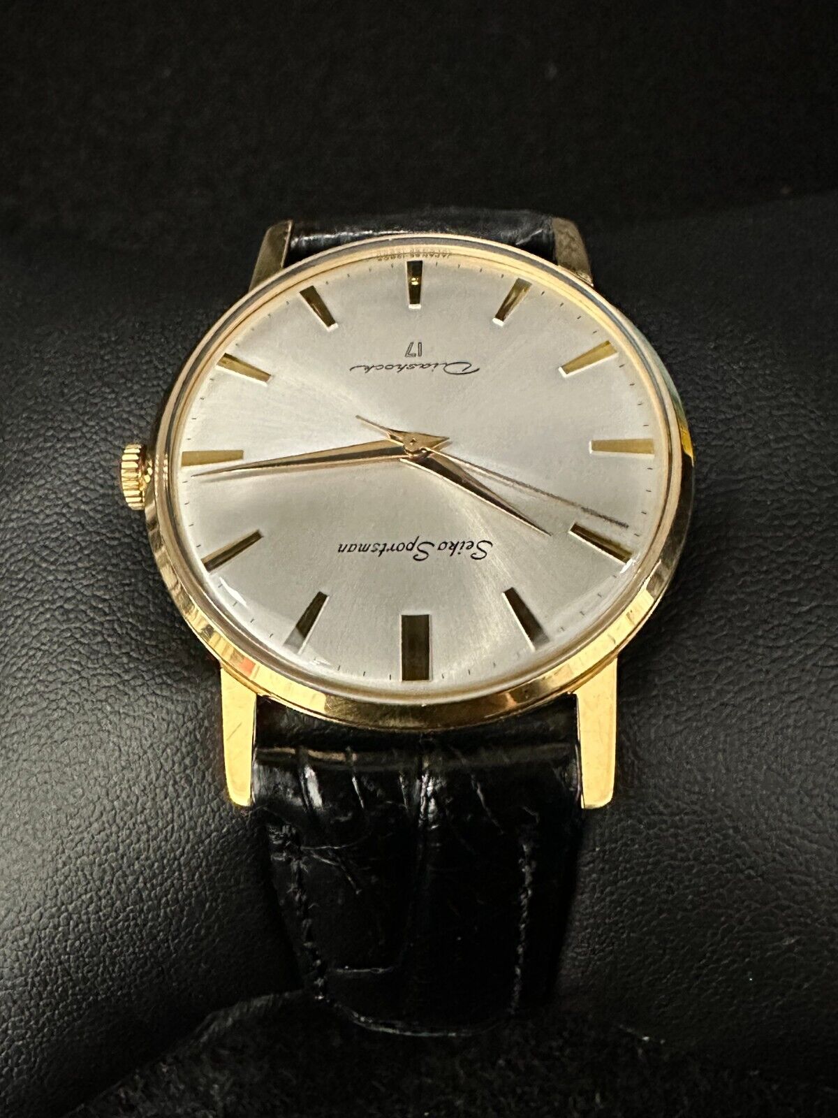 Vintage Seiko Sportsman Gold Plate Diashock 17 jewels 