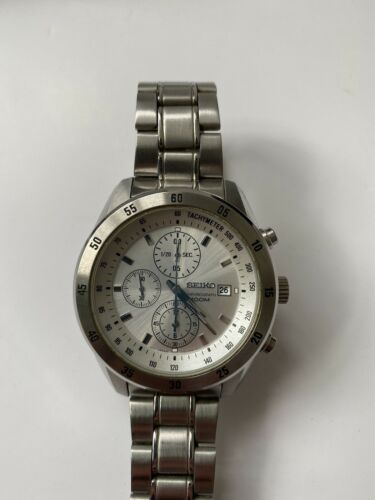 MEN'S SEIKO 7T92-0LV0 CHRONOGRAPH WATCH - UNWORN AND BOXED