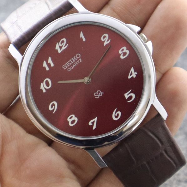 Beautiful Big Face SEIKO SUPER SLIM Quartz Red Dial 12-hour Working Men ...
