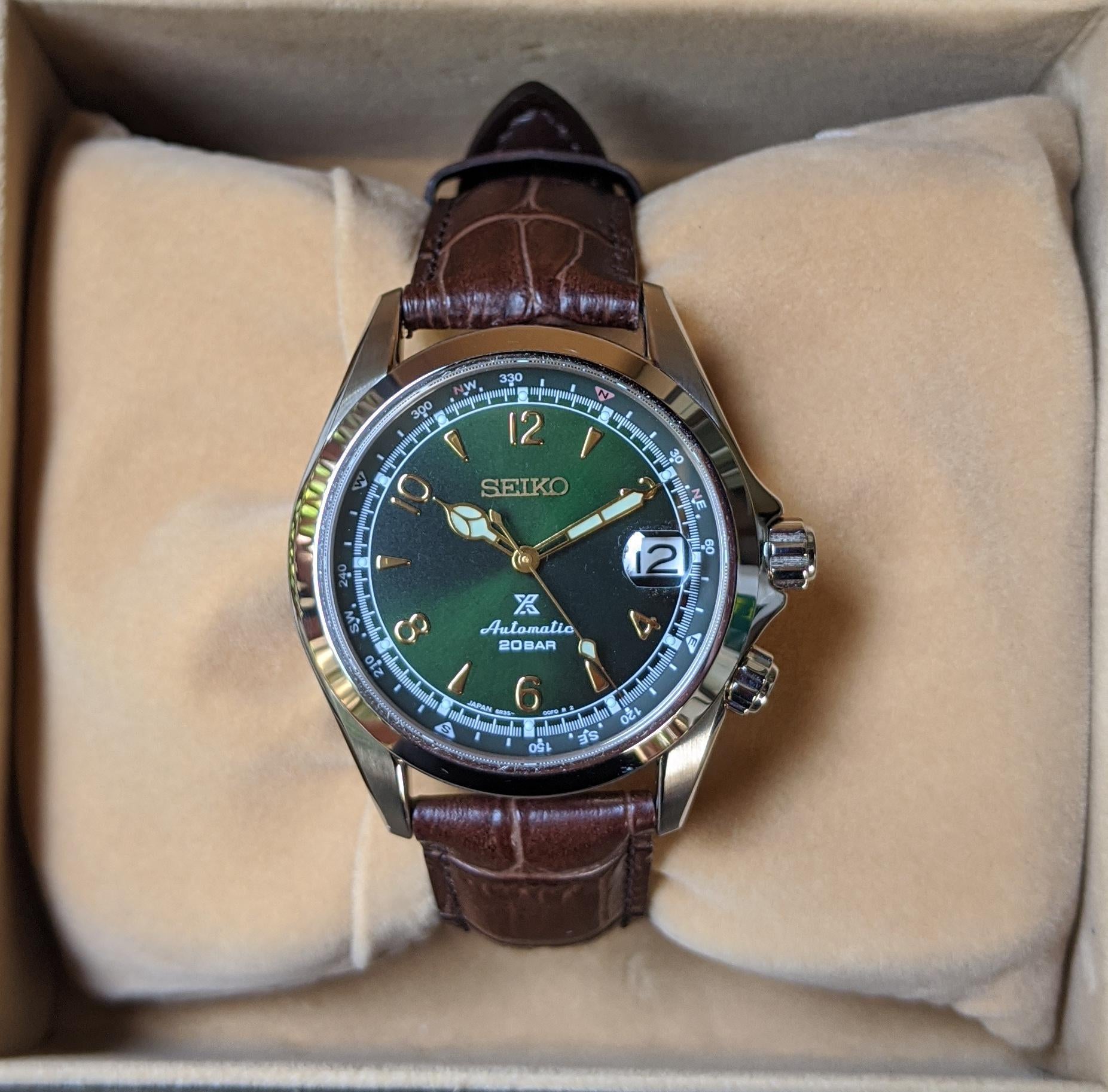 seiko alpinist spb121