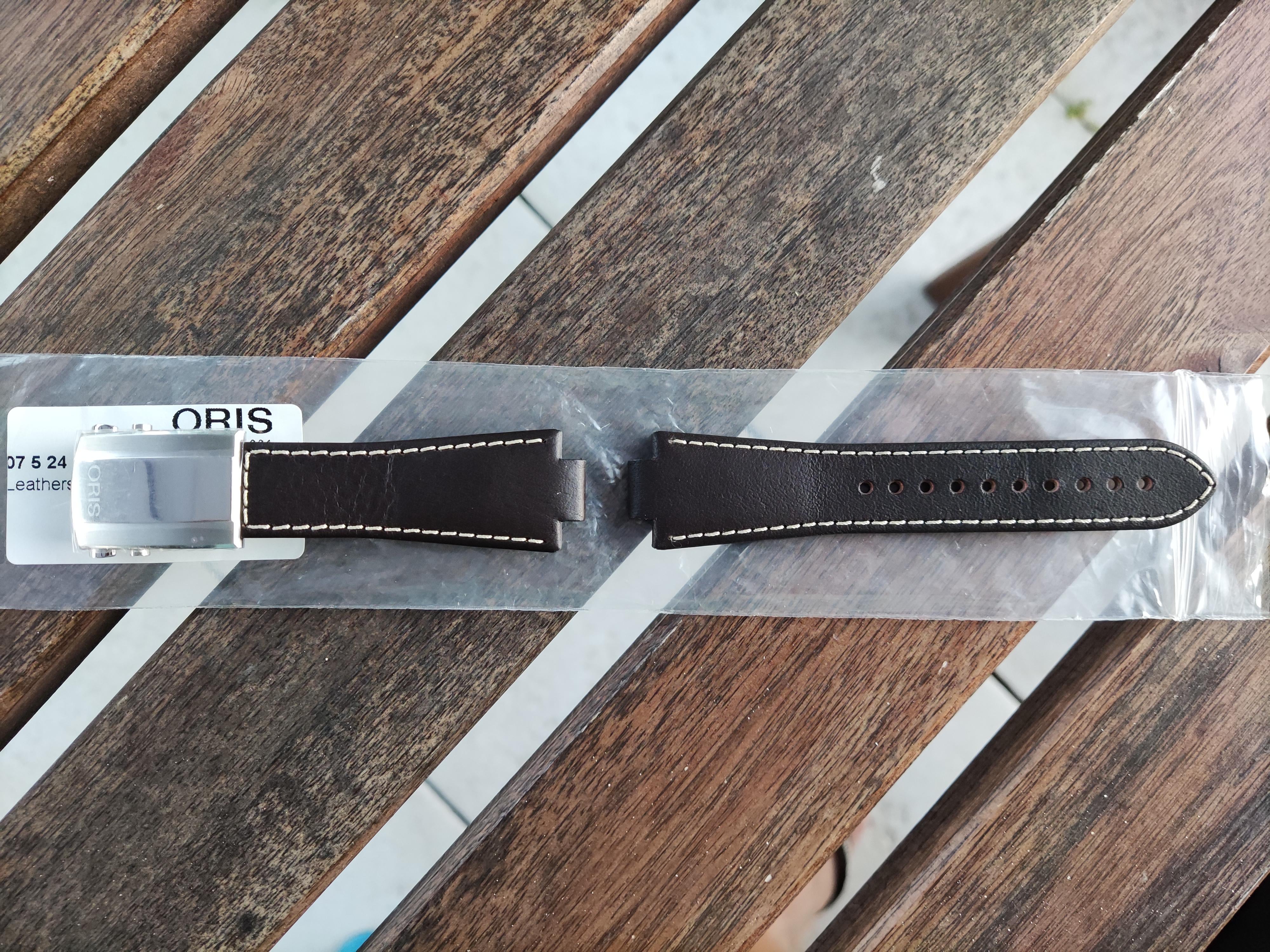 WTS BNIB Oris Aquis OEM dark brown leather strap with deployant