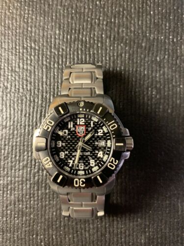 Luminox 6100/6200 divers watch blk carbon fiber dial with tritium