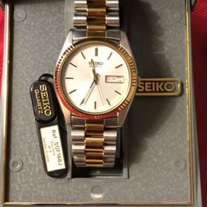Seiko Quartz Two Tone Watch Japan 7N43-8110 A4 NEW OLD STOCK | WatchCharts