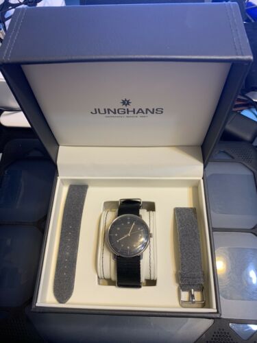 Junghans 041 4818.00 Max Bill 38mm Case Quartz Gray Felt Strap