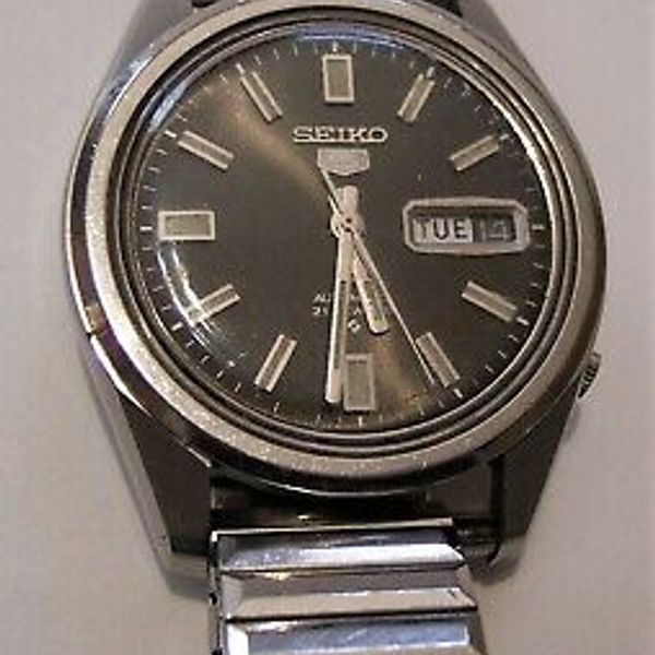 Seiko stainless automatic day date water resist watch running 6119 8080 ...