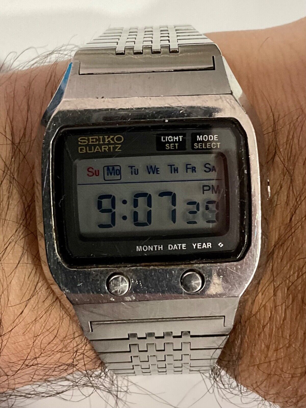 Vintage Seiko Silver Digital LCD 0674 5009 James Bond Wrist Watch 