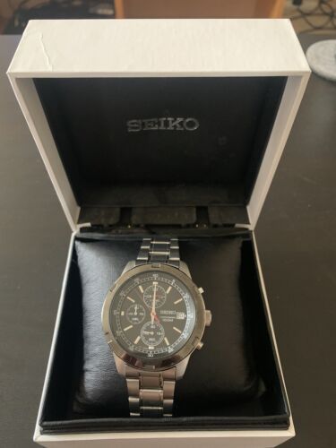 Seiko 4T57 00B0 Chronograph 100M Black Men s Watch WatchCharts