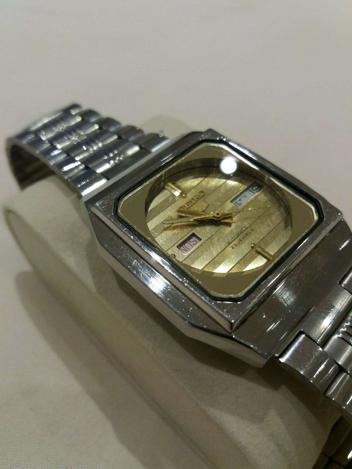 seiko 5 square watch