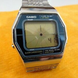 VINTAGE CASIO 1980 (103) BLUE THUNDER A202 SCREW BACK ORIGINAL