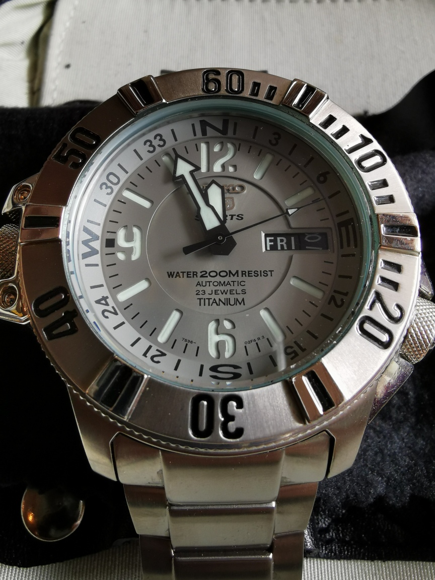 seiko atlas titanium