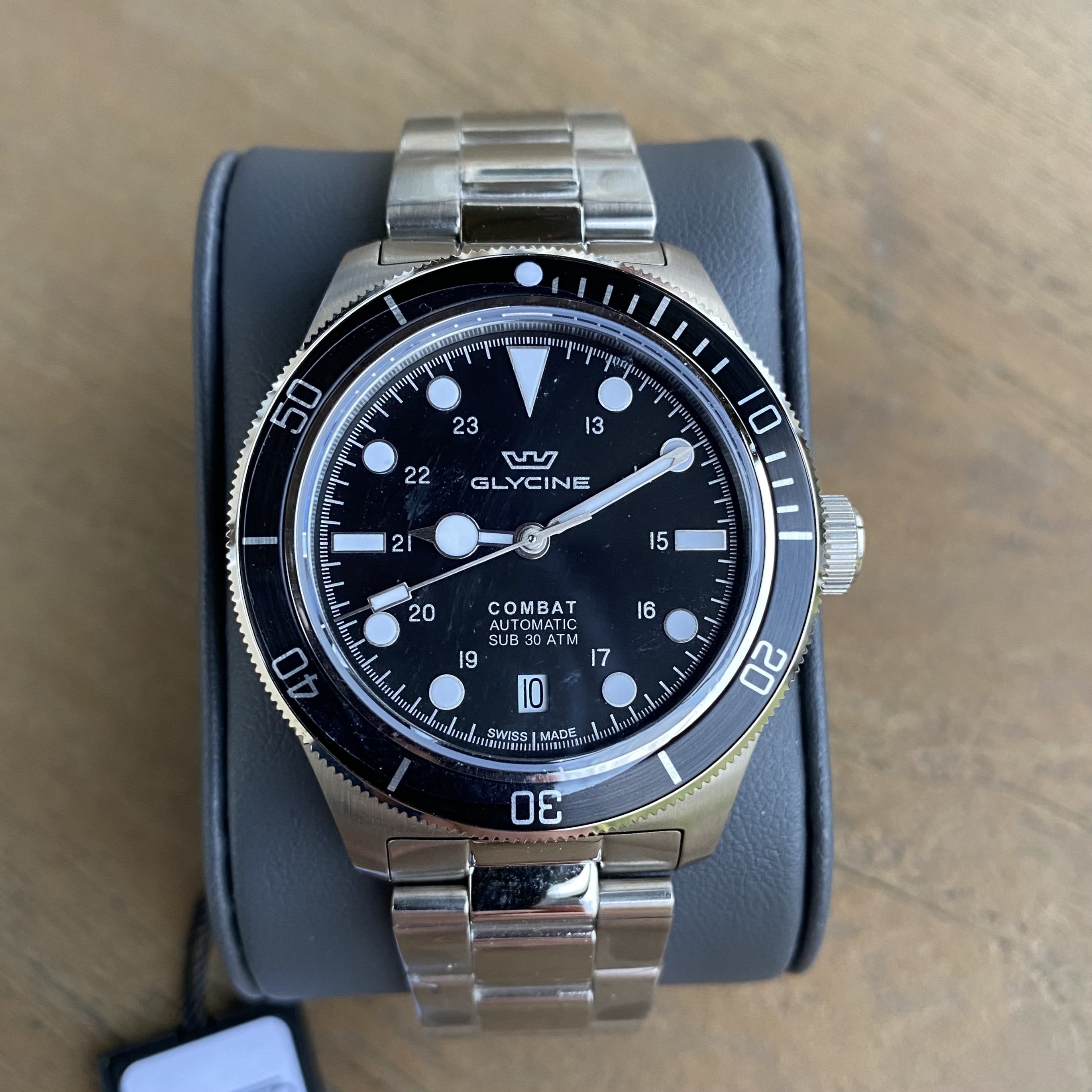 600 USD Glycine Combat Sub 39mm GL0399 BNIB WatchCharts