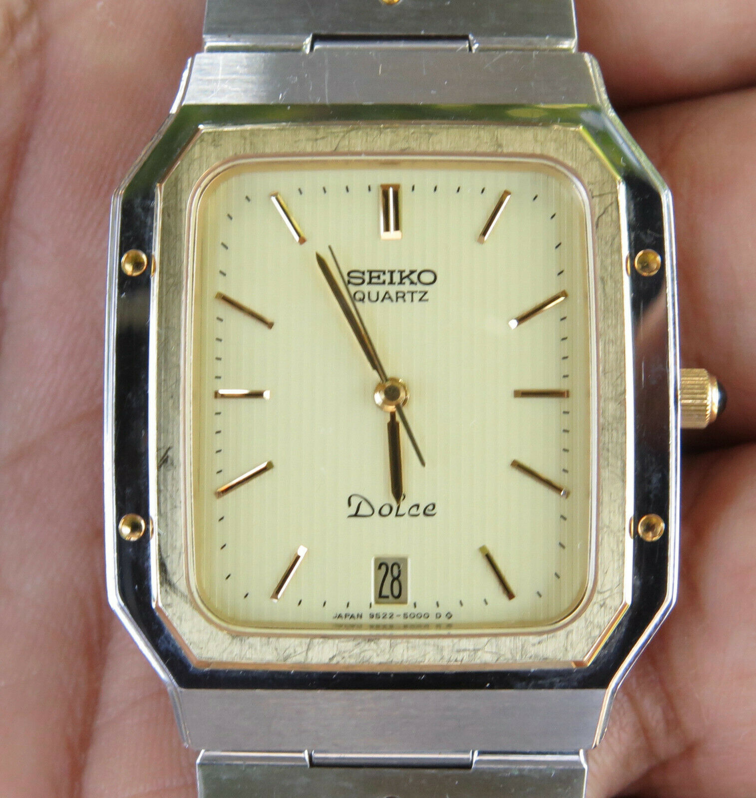 ジバンシーアナログ腕時計024979 新品未使用 シルバー/ゴールド色-