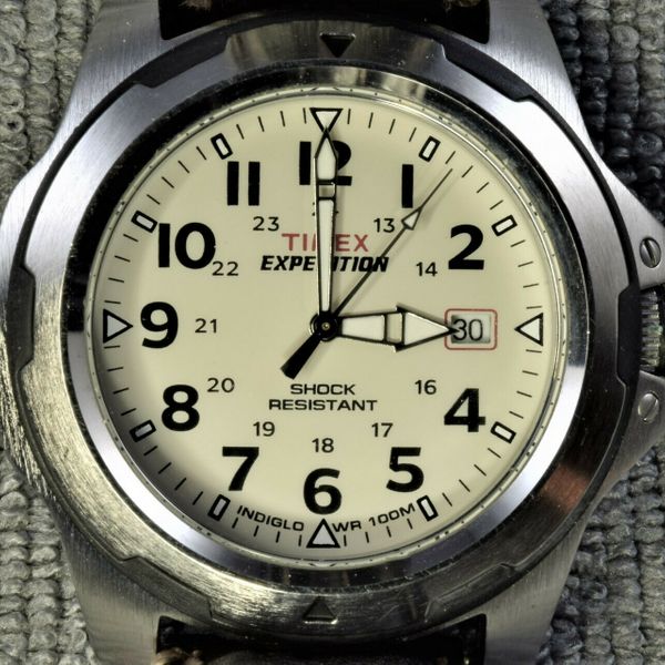 Timex Expedition 905 V8 Indiglo WR100M Shock Resistant Men's Watch