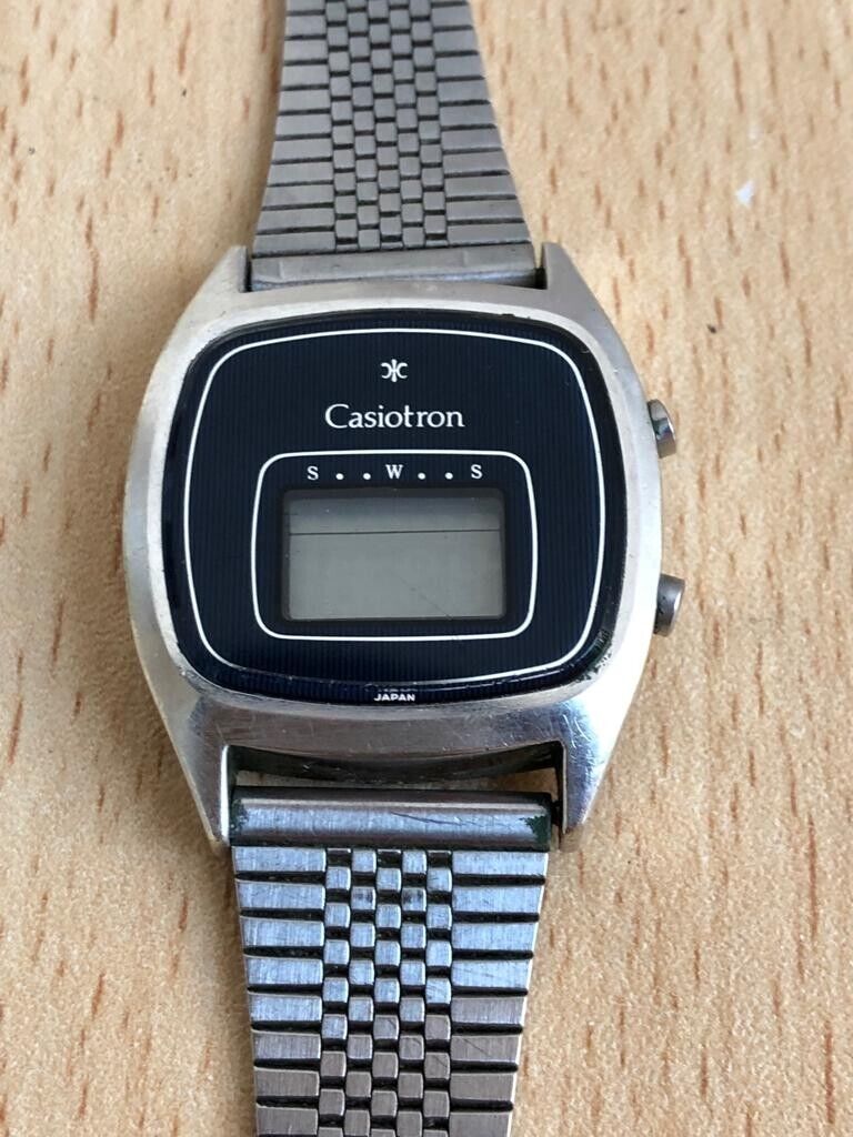 Vintage 1970s Unisex Casio Casiotron 27CL-11 Digital Japan Vintage 1970s Unisex Casio Casiotron 27CL-11 Digital Japan