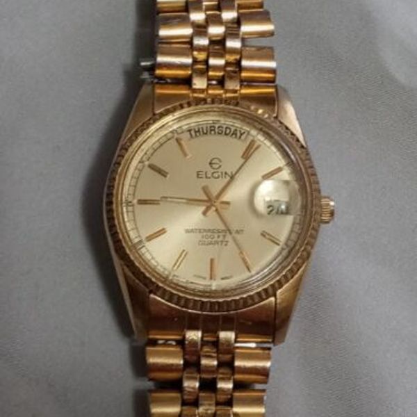 Vintage Mens Elgin FC 400 012 6M55 Watch Quartz Gold Tone With Band