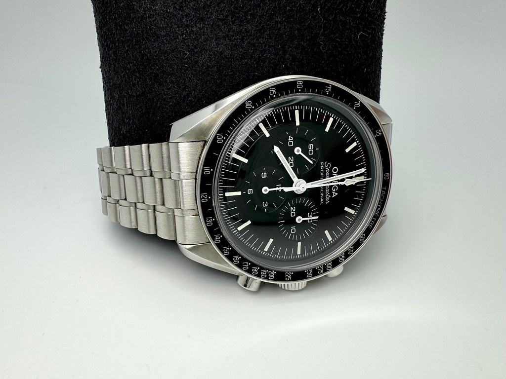 FS Omega Speedmaster Moonwatch Professional 3861 31030425001001 B