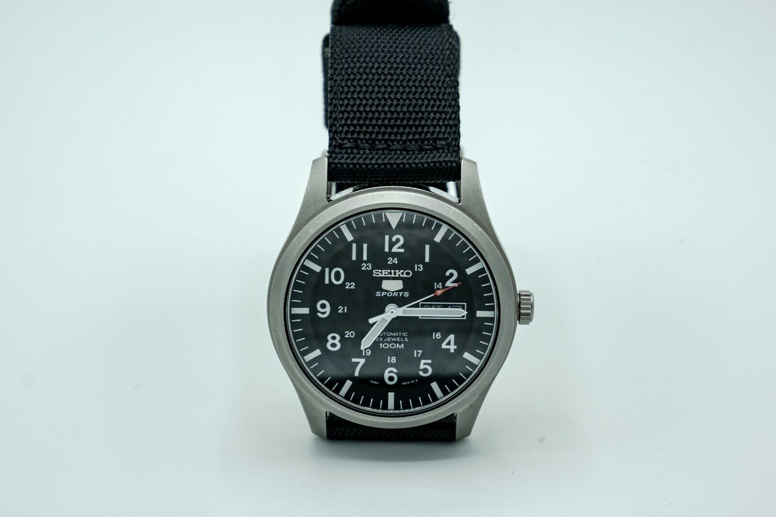 seiko 5 nylon strap