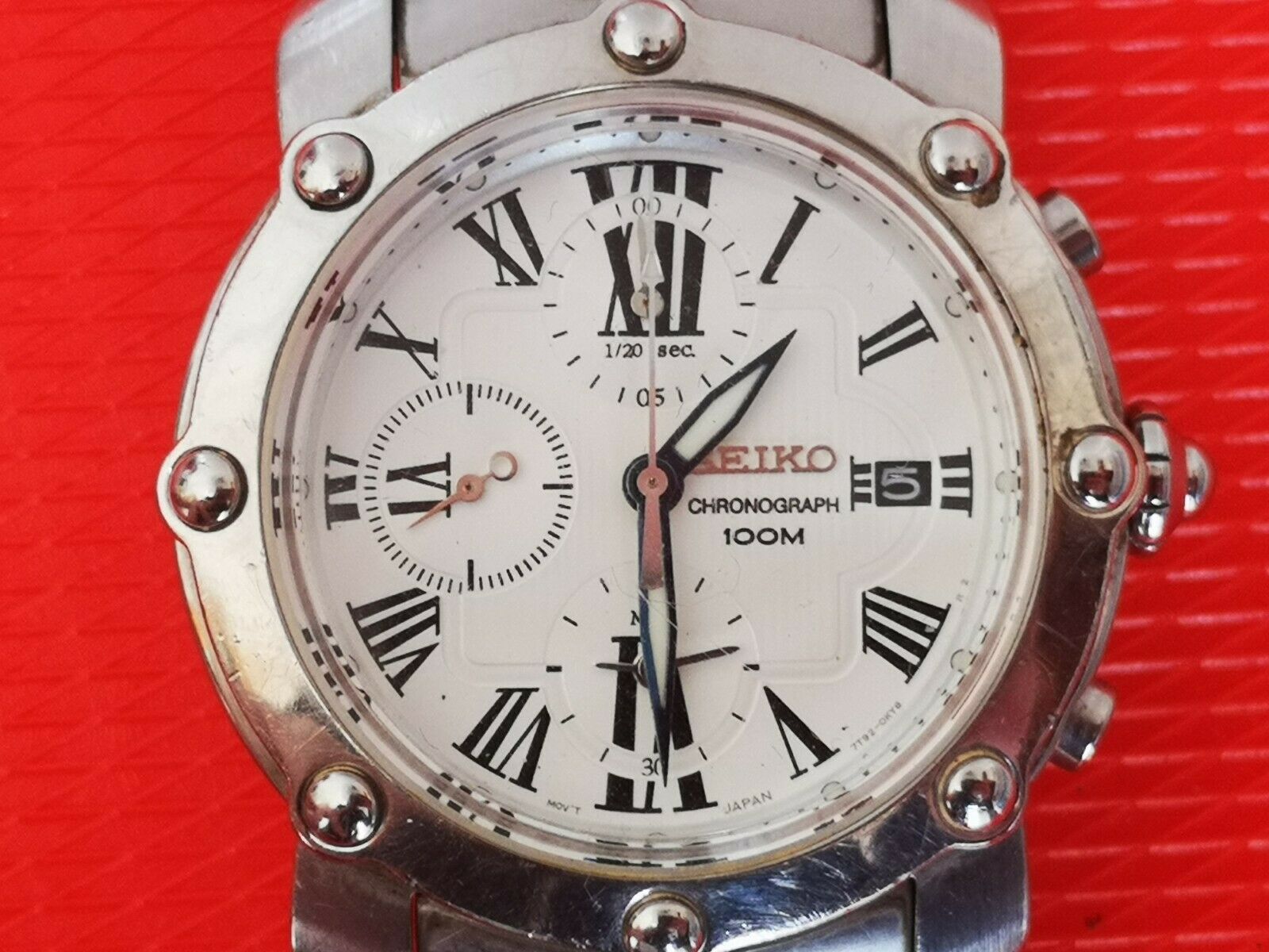 SEIKO 7T92 CHRONOGRAPH JAPAN QUARTZ 100M WATCH. WatchCharts