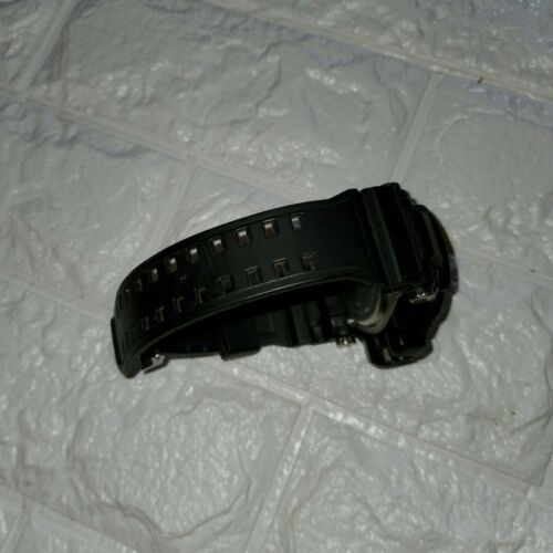 g shock gwp 1100b