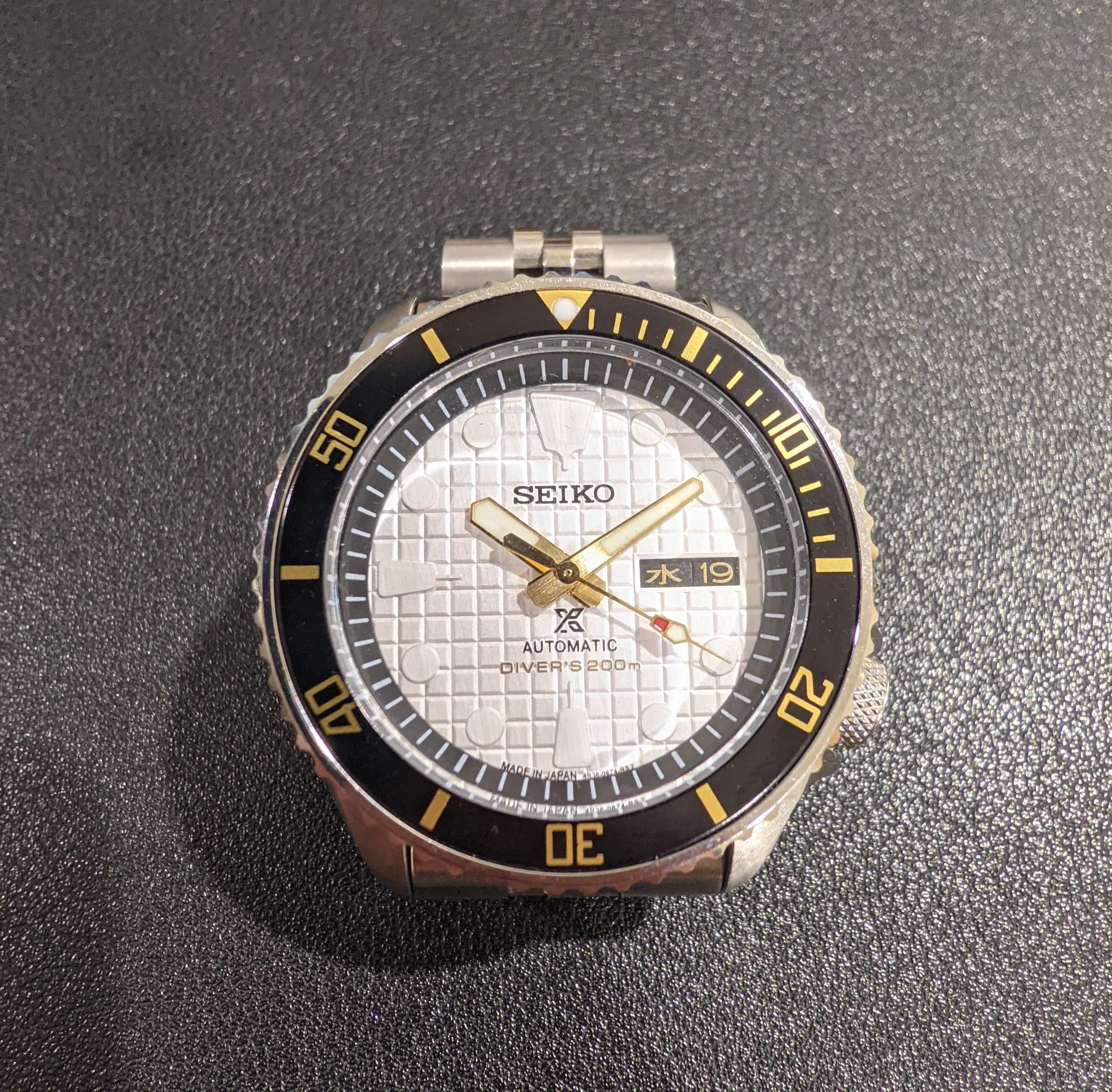 Montre Seiko SKX Automatique Vintage, édition Blanche Spéciale Avec Kanji – Pièce De Collection !