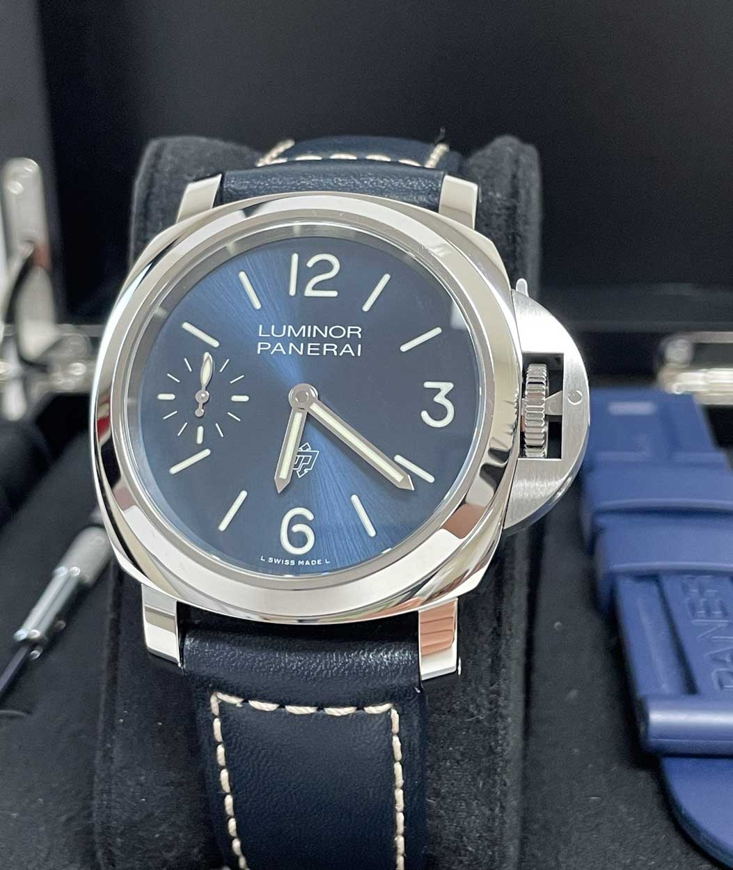 Panerai pam 1085 hot sale