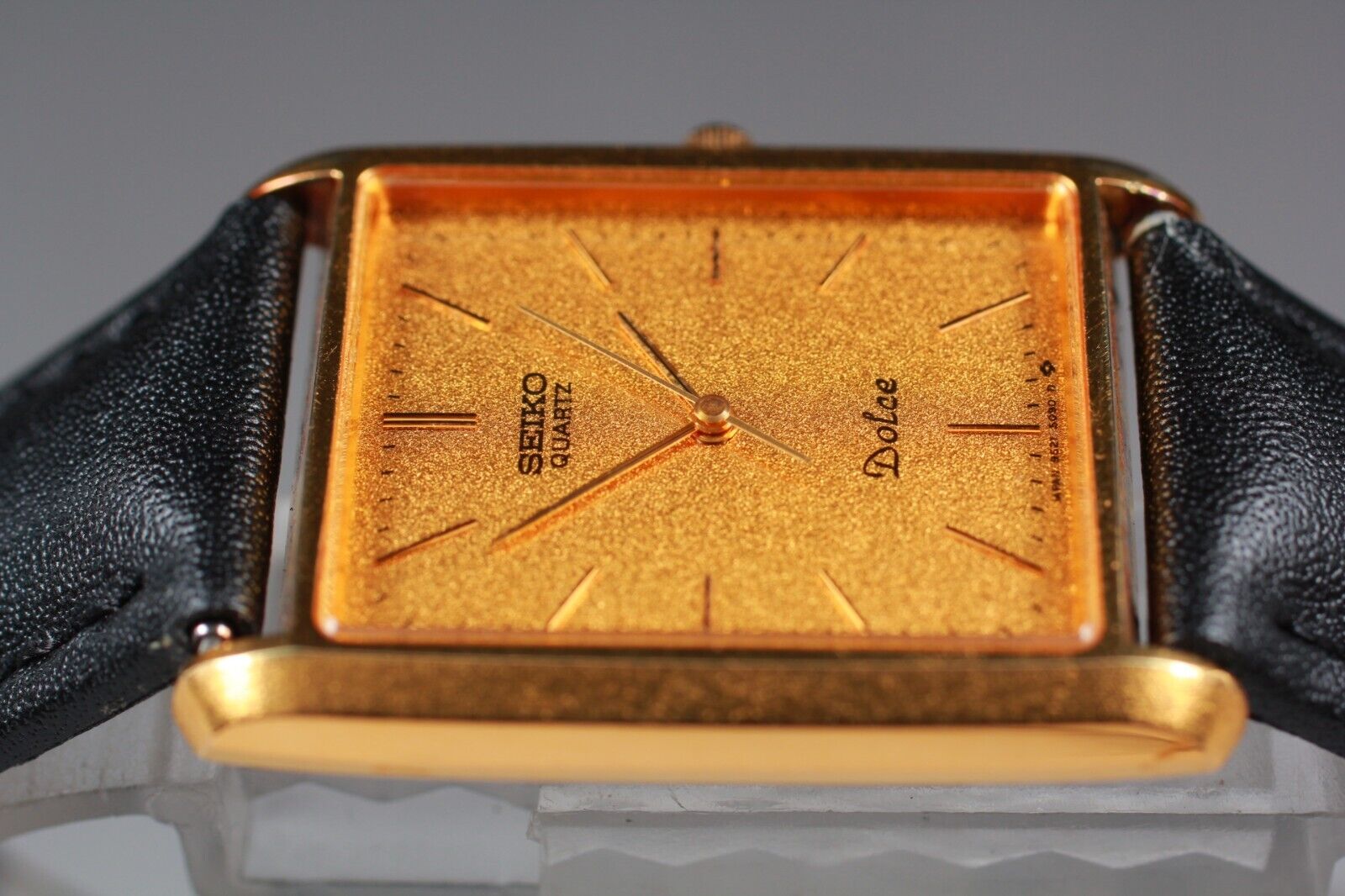 N MINT】 Vintage Seiko Dolce 9521-5090 Gold Tank Shape Men's