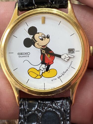 Vintage Seiko 5Y22 8039 955943 Mickey Mouse Watch Japan Walt