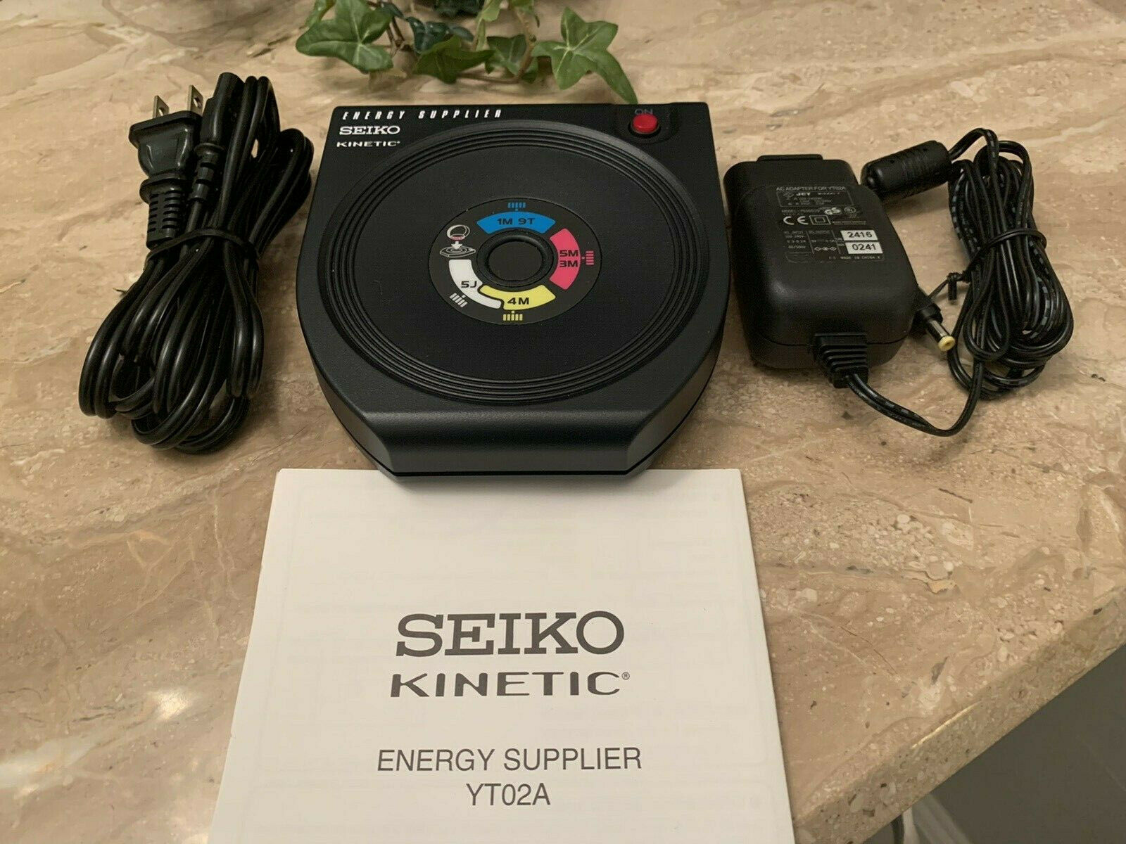 Seiko YT02A Kinetic Energy Kinetic Watch Charger New Mint |