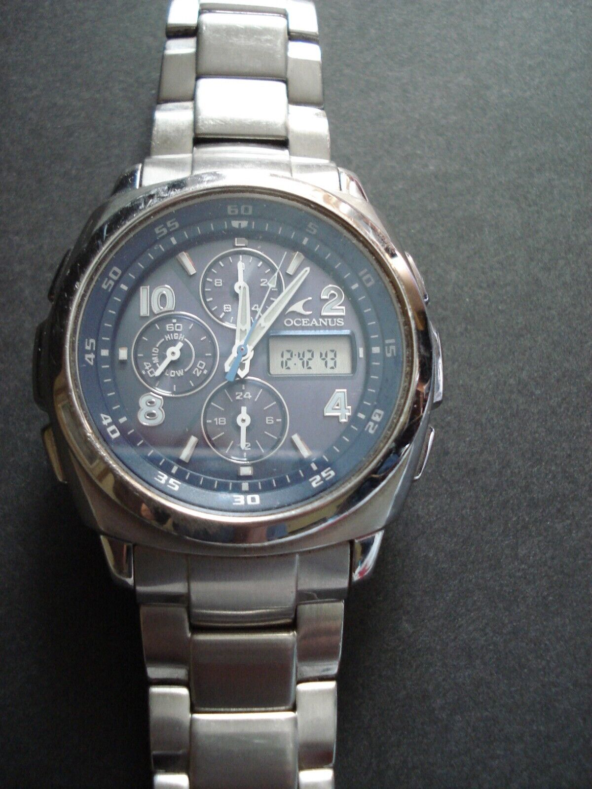Casio Oceanus OCW-510DA Atomic Tough Solar Chronograph Blue Dial 