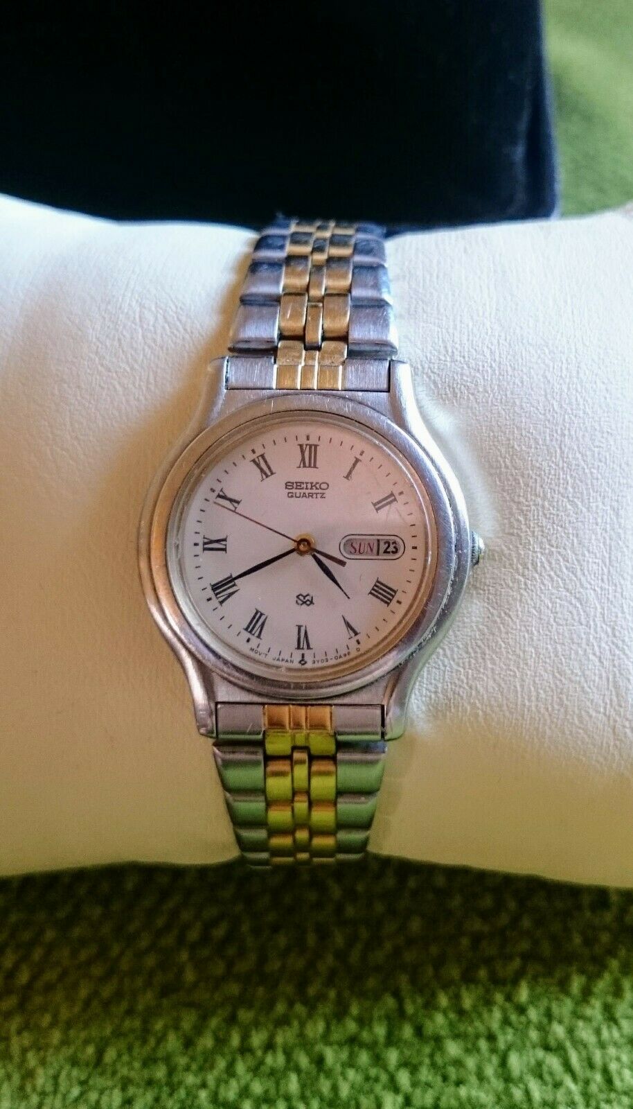 SEIKO QUARTZ SQ 3Y03 0A50 LADIES WATCH. WORKING NEW BATTERY