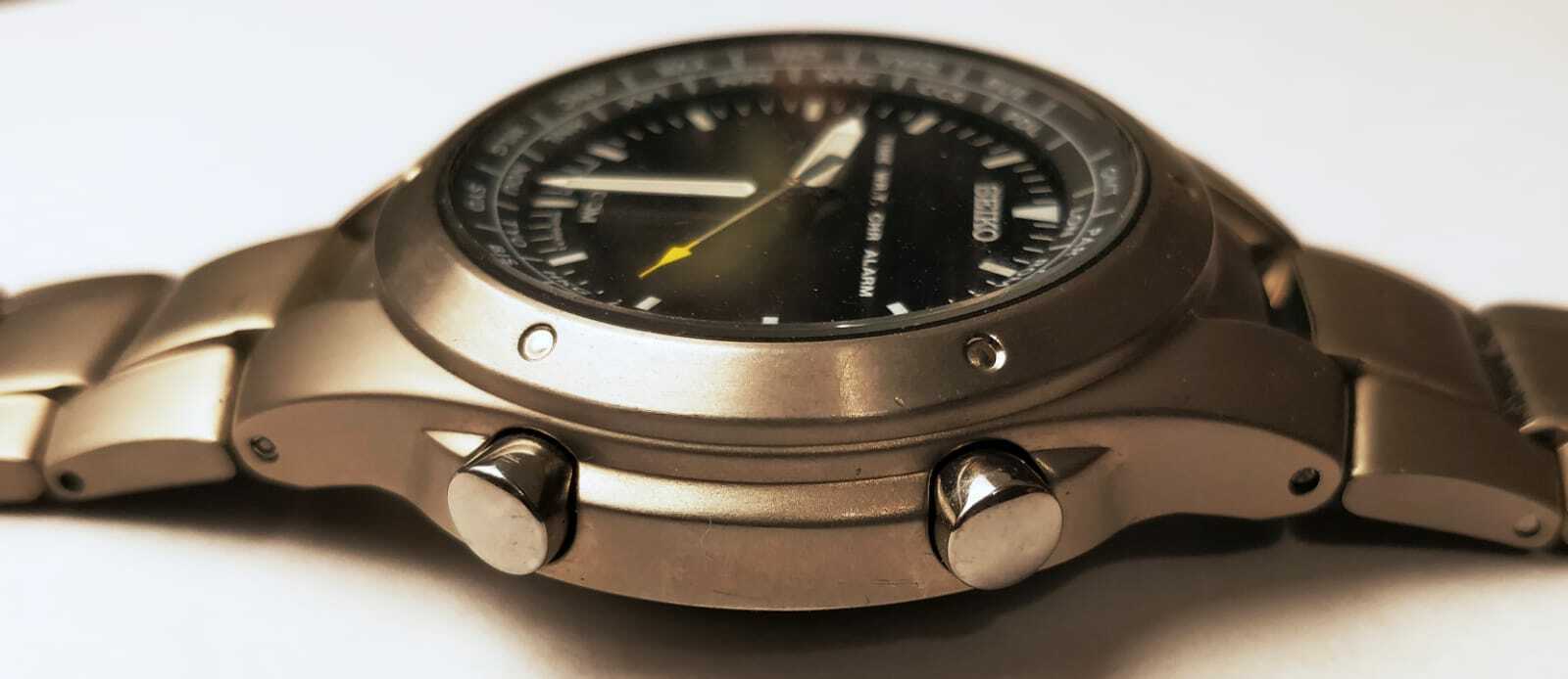 SEIKO H023-00D0 Analog & Digital TITANIUM Chrono Alarm World Time