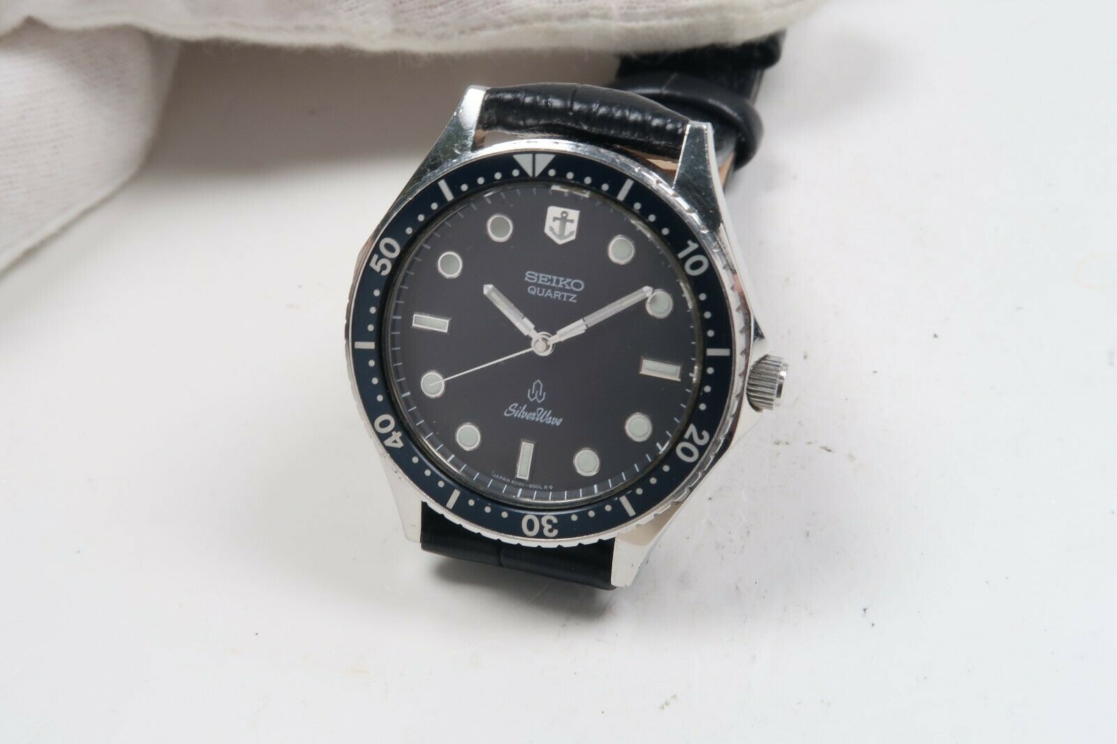 Vintage SEIKO QUARTZ SILVERWAVE 6030-6000 STAINLESS Mens