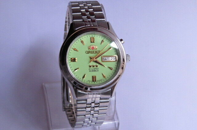 Made in Japan ORIENT 3 Star Automatic 21 Jewels Luminious Dial No