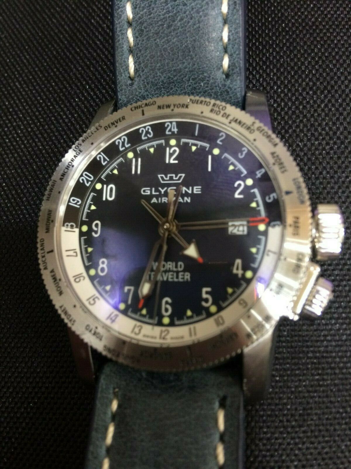 Glycine airman hot sale world traveler