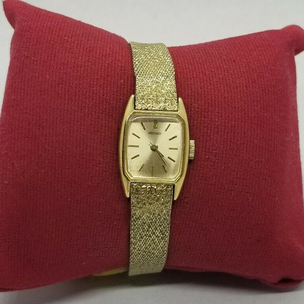 SEIKO 1104-3439 LADIES GOLD TONE CASE 17 JEWELS WATCH RUNNING | WatchCharts