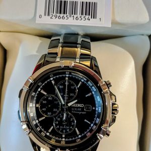 Genuine Seiko SSC 143 Mens Solar Chronograph Watch Black Dial (Extra Band  Links) | WatchCharts