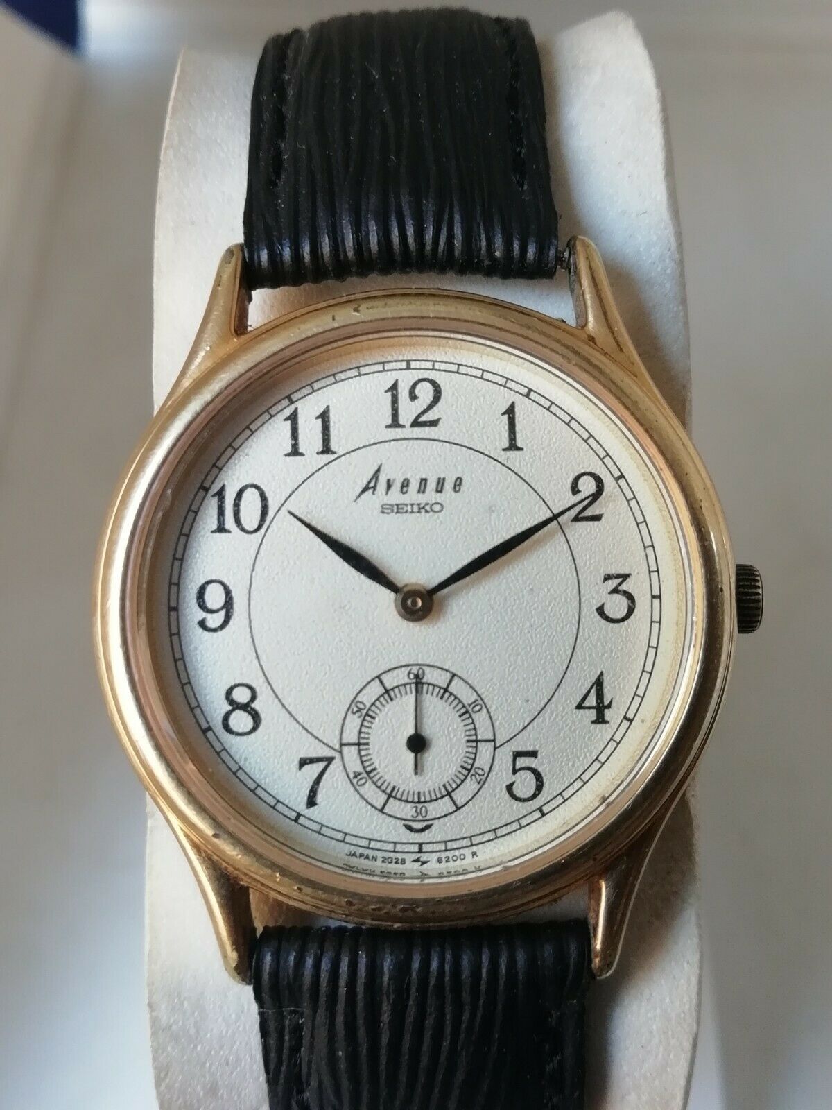 Vintage Avenue Seiko 2G28-6030 Quartz Japan Watch | WatchCharts