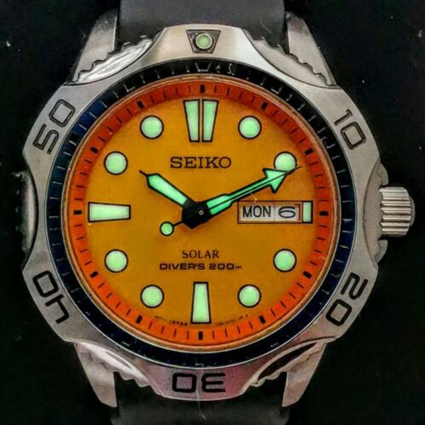 NEW SEIKO AIR DIVER'S SOLAR 200M V158-0AE0 , A VERY RARE SEIKO