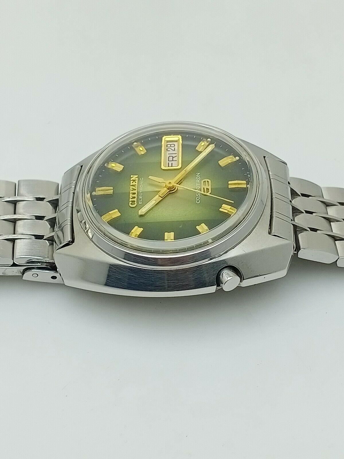Vintage Citizen Electronic Cosmotron 7803-790286 TA Day/Date Watch