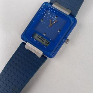 VINTAGE RARE TISSOT TWOTIMER D378 SWISS QUARTZ WATCH FROM 8OS