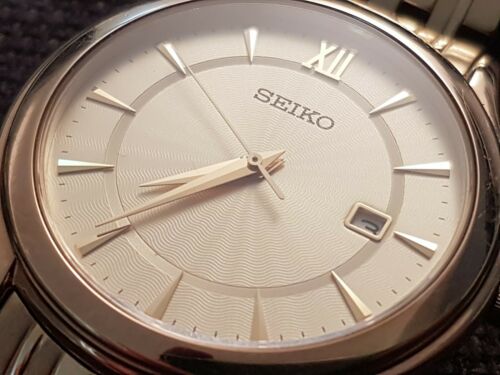 Seiko 7N32-0DJ0 / Gold Tone Watch / Sapphire Crystal / VG+ Condition / New  Batt | WatchCharts Marketplace