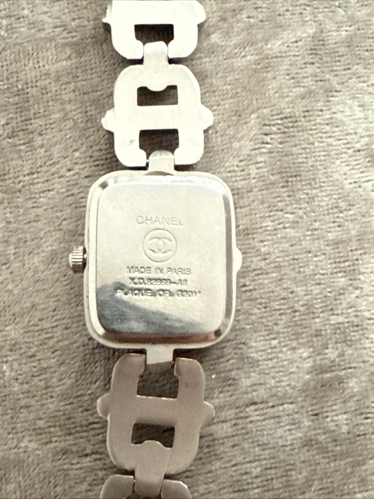 Genuine CHANEL Ladies Vintage Watch Plaque or G20M X D 82868