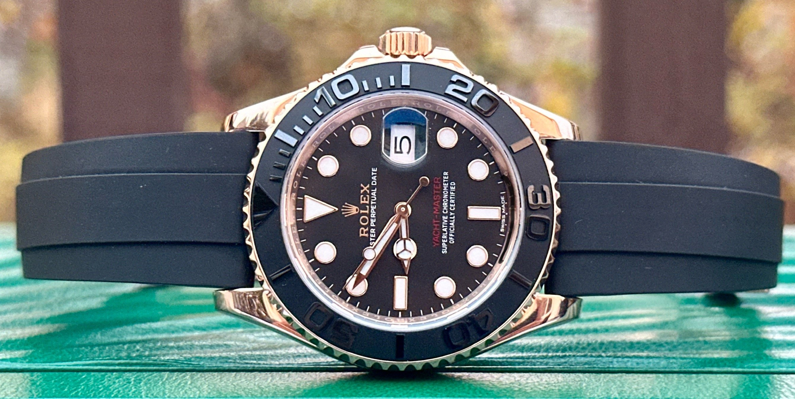 Rolex yachtmaster hotsell rose gold oysterflex