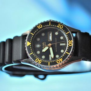 VINTAGE SEIKO/ALBA V243-0060 AO. ANALOGUE 10 BAR WATER VINTAGE SEIKO/ALBA V243-0060 AO. ANALOGUE 10 BAR WATER